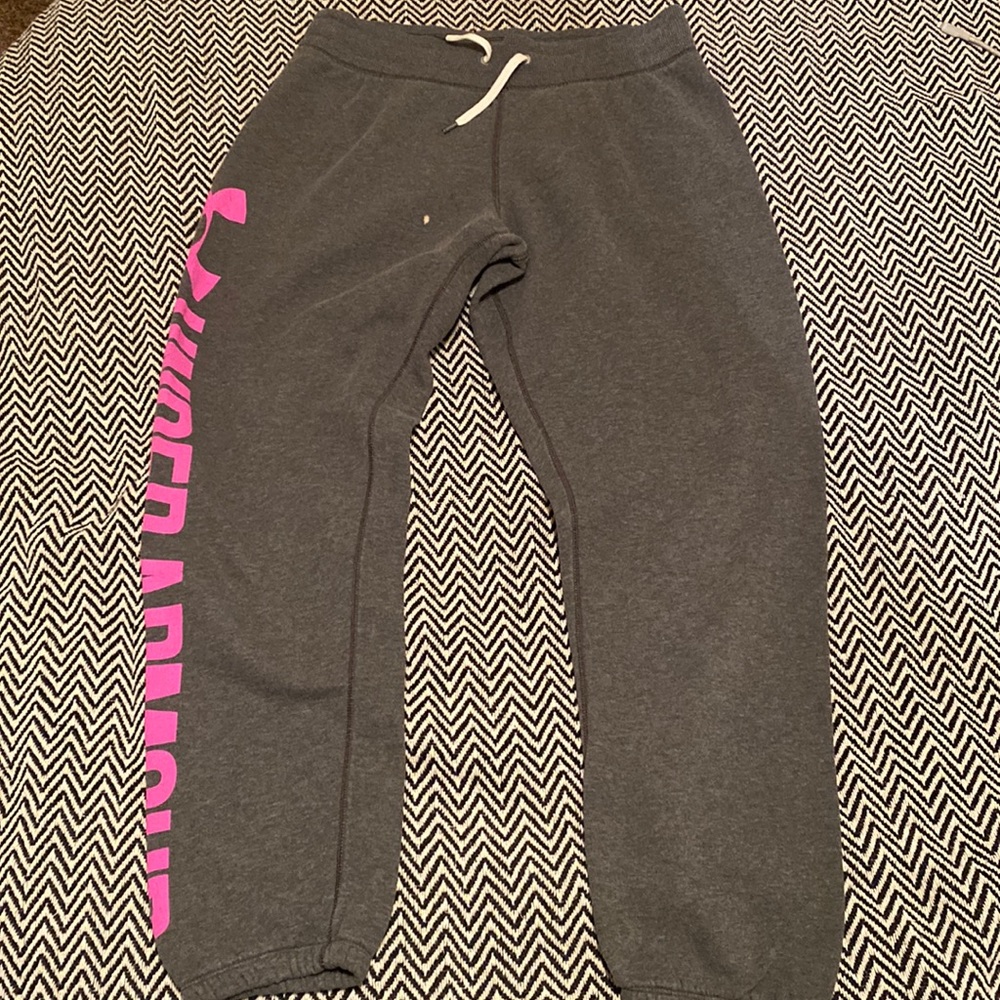 Under Armour womens sweats size medium